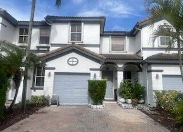 Property at 7645 NW 114th Path, Doral, FL 33178, 3 beds, 2.5 baths