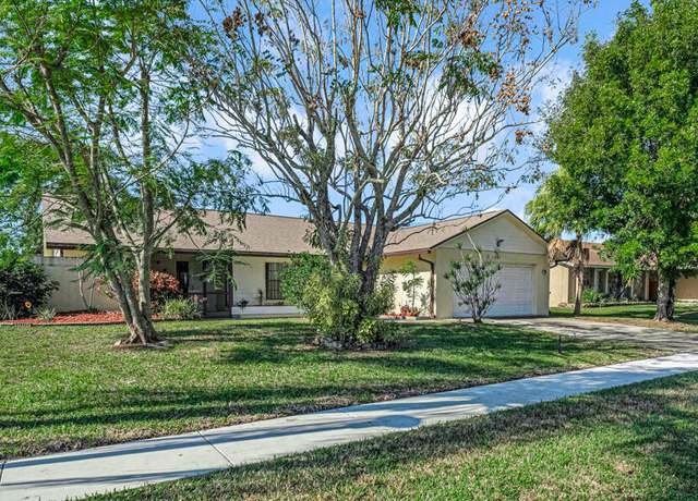 Property at 1391 Pinetta Cir, Wellington, FL 33414, 3 beds, 2 baths