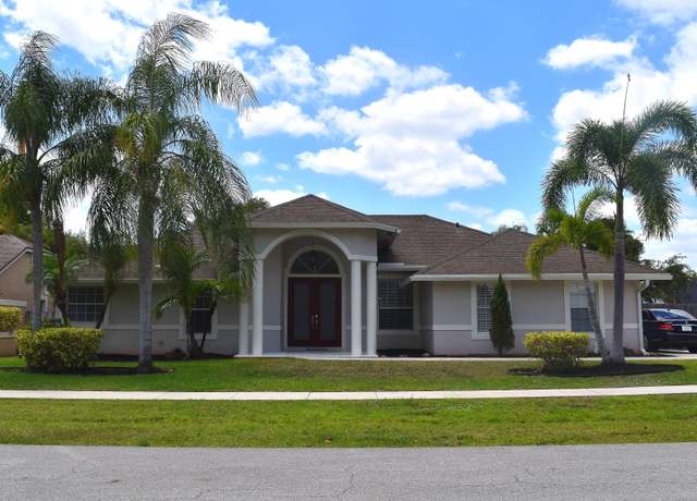 Property at 2647 Yarmouth Dr, Wellington, FL 33414, 5 beds, 3 baths