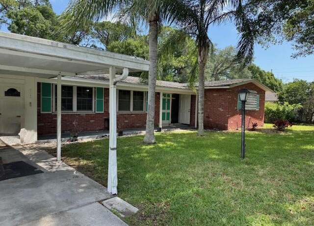 Property at 2726 6th Pl, Vero Beach, FL 32968, 3 beds, 2 baths