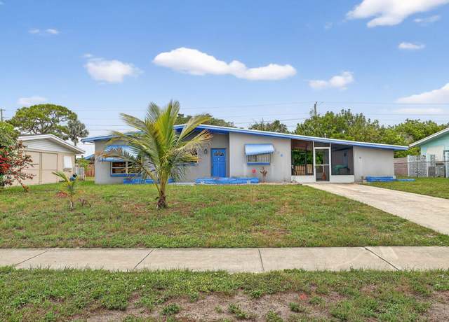 Property at 106 NE Entrada Ave, Port Saint Lucie, FL 34952, 2 beds, 2 baths