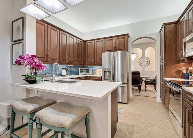 Property at 9773 Bowline Dr #203, West Palm Beach, FL 33411, 3 beds, 2 baths