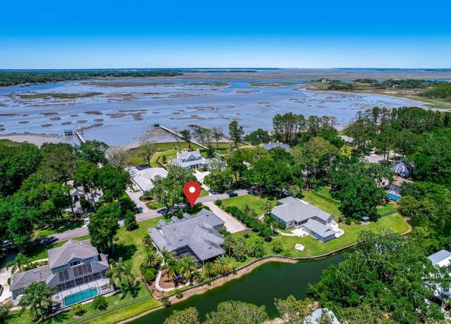 Property at 96112 Lanceford Ln, Fernandina Beach, FL 32034, 3 beds, 4 baths