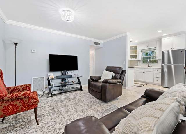 Property at 160 Westbury I #160, Deerfield Beach, FL 33442, 2 beds, 2 baths