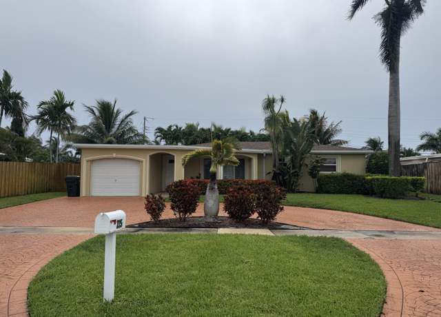 Property at 2250 NE 4th Ct, Boca Raton, FL 33431, 4 beds, 2.5 baths