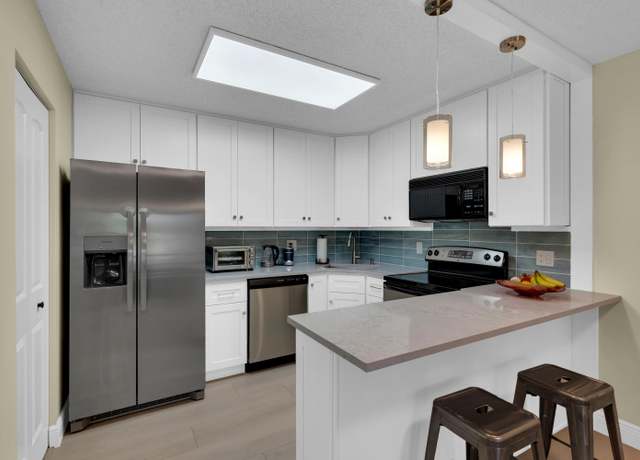 Property at 3561 Pine Needle A2 Dr Unit A-2, Greenacres, FL 33463, 2 beds, 1.5 baths