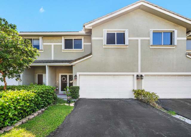 Property at 5404 E Pointe Villa Dr #5406, Lighthouse Point, FL 33064, 3 beds, 2.5 baths