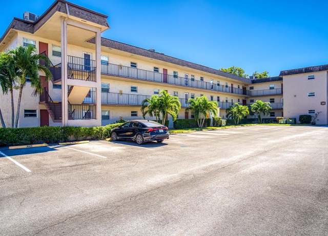 Property at 709 Lori Dr #301, Palm Springs, FL 33461, 2 beds, 1.5 baths
