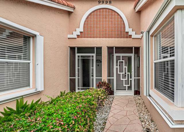 Property at 9998 Seacrest Cir Unit C, Boynton Beach, FL 33437, 2 beds, 2 baths