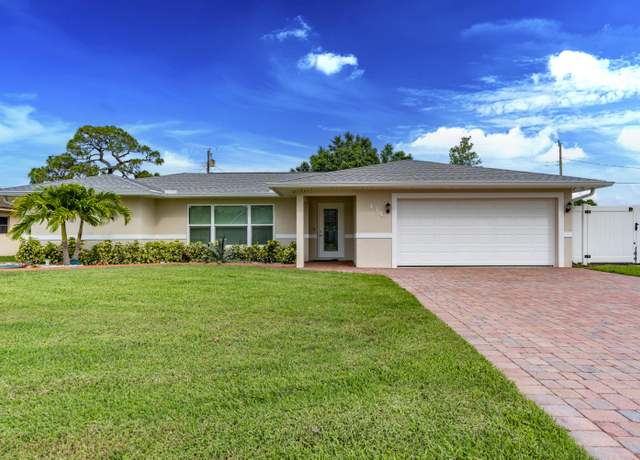 Property at 410 SE Verada Ave, Port Saint Lucie, FL 34983, 3 beds, 2 baths
