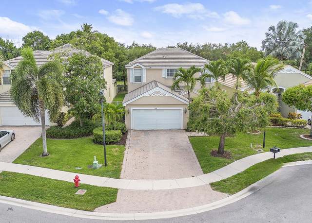 Property at 168 Canterbury Pl, Royal Palm Beach, FL 33414, 4 beds, 2.5 baths