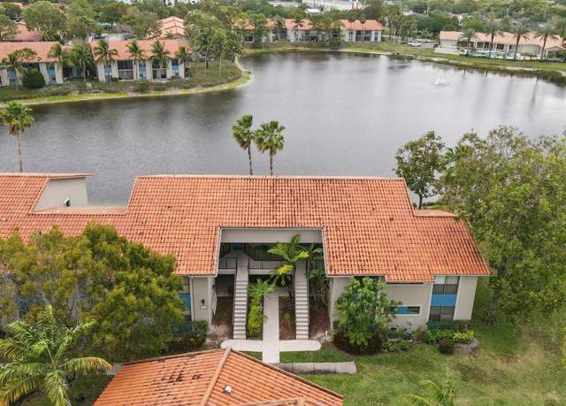 Property at 1520 Windorah B Way Unit B, West Palm Beach, FL 33411, 3 beds, 2 baths