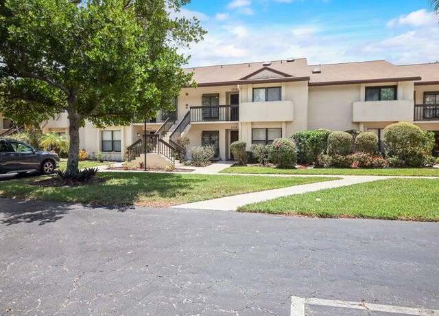 Property at 3340 Lucerne Park Dr, Greenacres, FL 33467, 2 beds, 2 baths