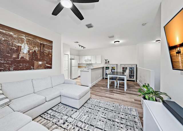 Property at 105 Lighthouse Cir Unit J, Tequesta, FL 33469, 2 beds, 2 baths