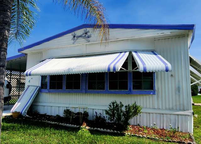 Property at 4 Giralda, Port Saint Lucie, FL 34952, 2 beds, 2 baths