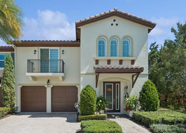 Property at 225 Diamante Way, Jupiter, FL 33477, 3 beds, 2.5 baths