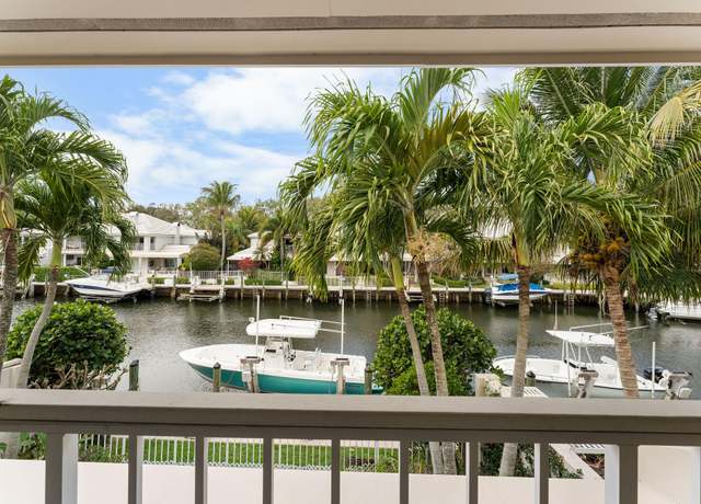 Property at 14354 Cypress Island Cir, Palm Beach Gardens, FL 33410, 4 beds, 2.5 baths