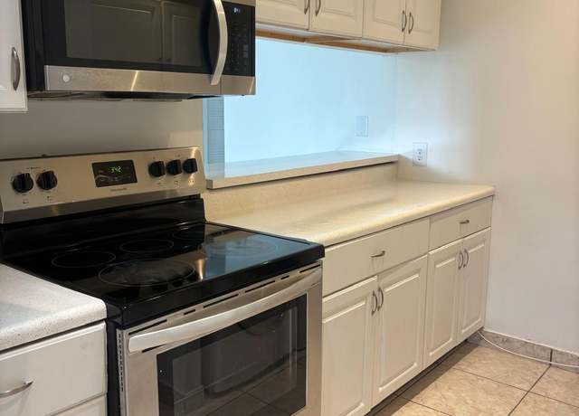 Property at 2075 NW 46th Ave Unit I102, Lauderhill, FL 33313, 2 beds, 2 baths