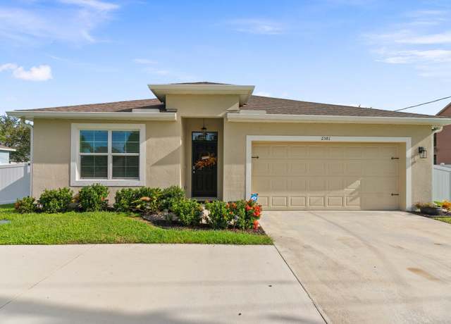 Property at 2581 SW Savage Blvd, Port Saint Lucie, FL 34953, 4 beds, 2 baths