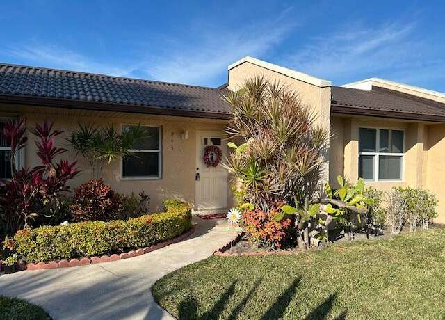 Property at 243 Lake Meryl Dr, West Palm Beach, FL 33411, 2 beds, 2 baths