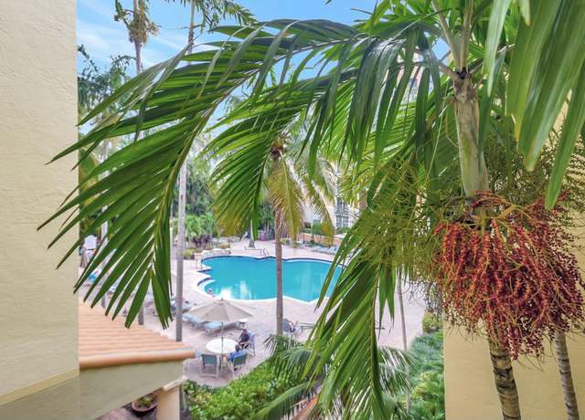 Property at 720 S Sapodilla Ave #304, West Palm Beach, FL 33401, 2 beds, 2 baths