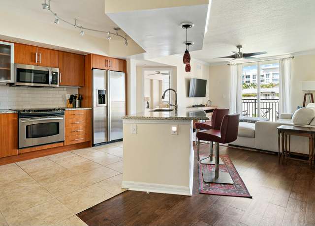 Property at 600 S Dixie Hwy #723, West Palm Beach, FL 33401, 2 beds, 2 baths