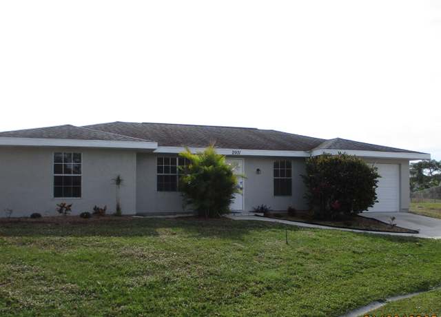 Property at 2931 SW Birtle Ct, Port Saint Lucie, FL 34953, 3 beds, 2 baths