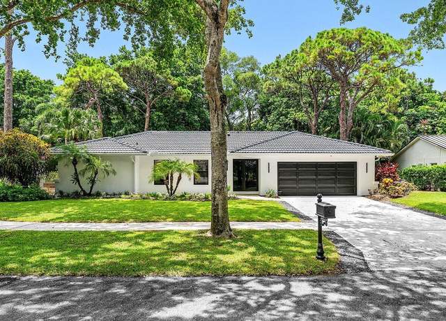 Property at 2425 NW 36th St, Boca Raton, FL 33431, 5 beds, 2 baths