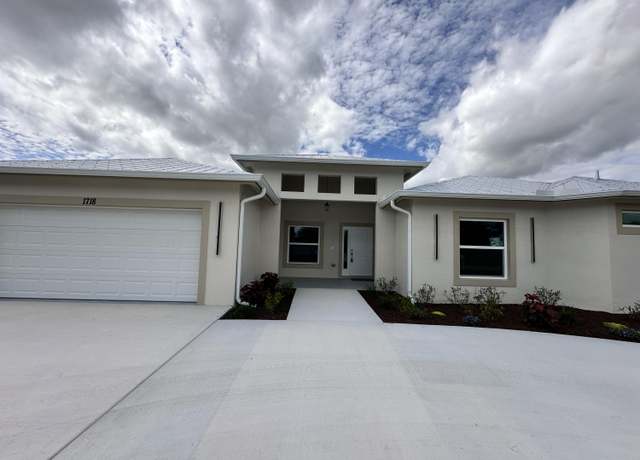 Property at 2596 SW Edgarce St, Port Saint Lucie, FL 34953, 5 beds, 3 baths