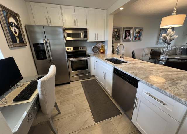 Property at 330 NE 26th Ave #3040, Boynton Beach, FL 33435, 1 bed, 1.5 baths
