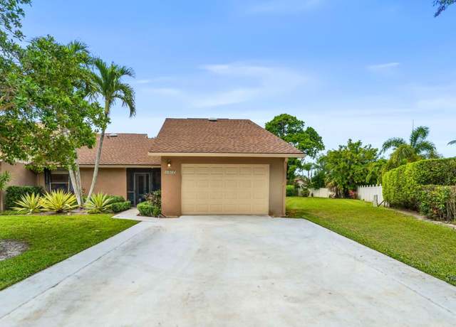 Property at 11837 Donlin Dr, Wellington, FL 33414, 2 beds, 2 baths