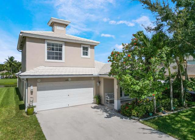 Property at 6821 Hendry Dr, Lake Worth, FL 33463, 4 beds, 3 baths