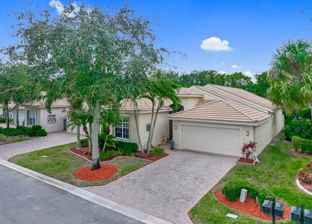 Property at 8298 Sandpiper Glen Dr, Lake Worth, FL 33467, 3 beds, 2 baths