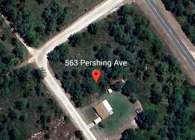 Property at 563 Pershing Ave, Lake Placid, FL 33852