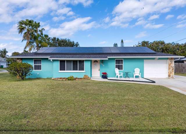 Property at 2501 SE Jason Ave, Port Saint Lucie, FL 34952, 3 beds, 2 baths