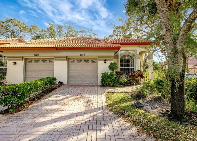 Property at 1030 Via Jardin, Palm Beach Gardens, FL 33418, 2 beds, 2 baths