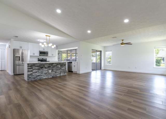 Property at 2381 SE Aneci St, Port Saint Lucie, FL 34984, 3 beds, 2 baths