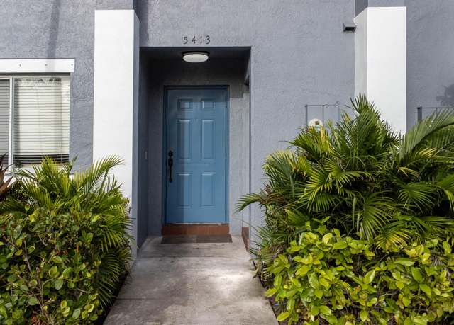 Property at 5413 SW 41 St, Pembroke Park, FL 33023, 3 beds, 2.5 baths