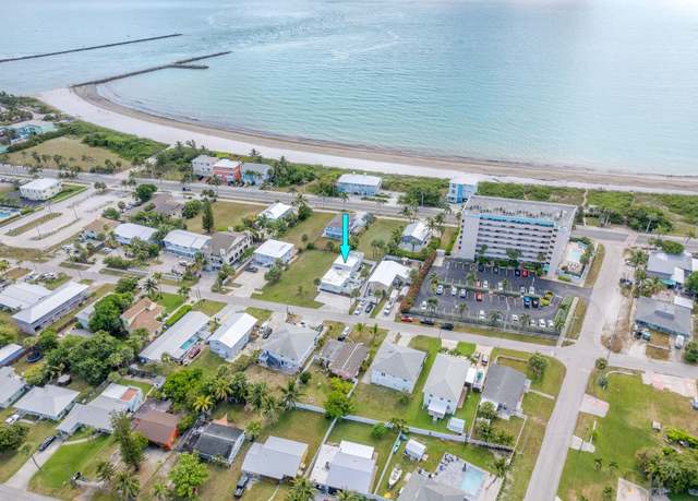 Property at 346 Hernando St, Hutchinson Island, FL 34949, 6 beds, 3 baths