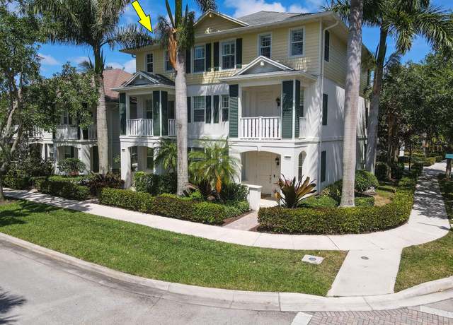 Property at 3247 E Community Dr, Jupiter, FL 33458, 3 beds, 3.5 baths