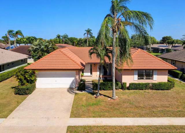 Property at 10452 Greentrail Dr N, Boynton Beach, FL 33436, 2 beds, 2 baths