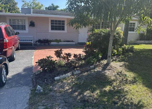 Property at 916 Caroline Ave, West Palm Beach, FL 33413, 4 beds, 2 baths