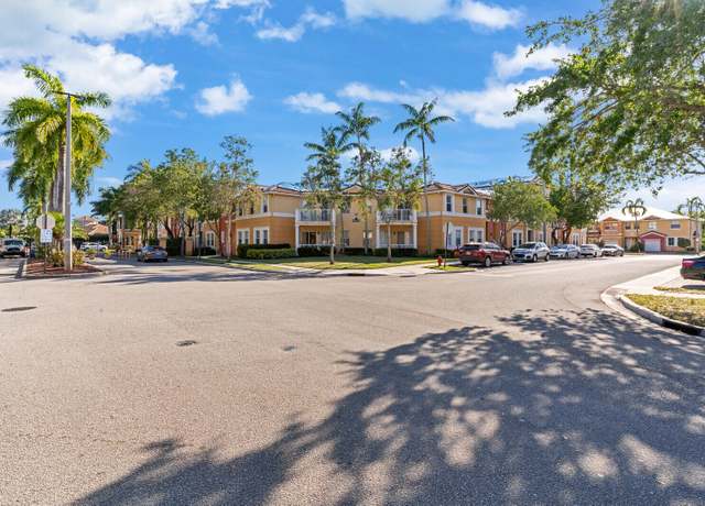 Property at 1015 Shoma Dr, Royal Palm Beach, FL 33414, 3 beds, 2 baths