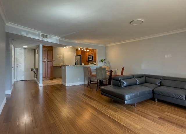 Property at 22615 SW 66th Ave #101, Boca Raton, FL 33428, 1 bed, 1.5 baths