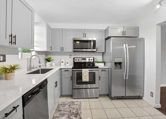 Property at 9370 SW 8th St #410, Boca Raton, FL 33428, 2 beds, 2 baths