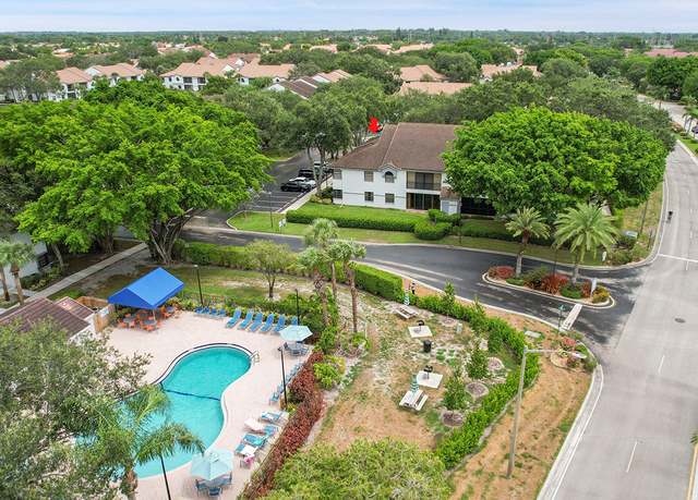 Property at 5379 Verona Dr Unit H, Boynton Beach, FL 33437, 3 beds, 2 baths