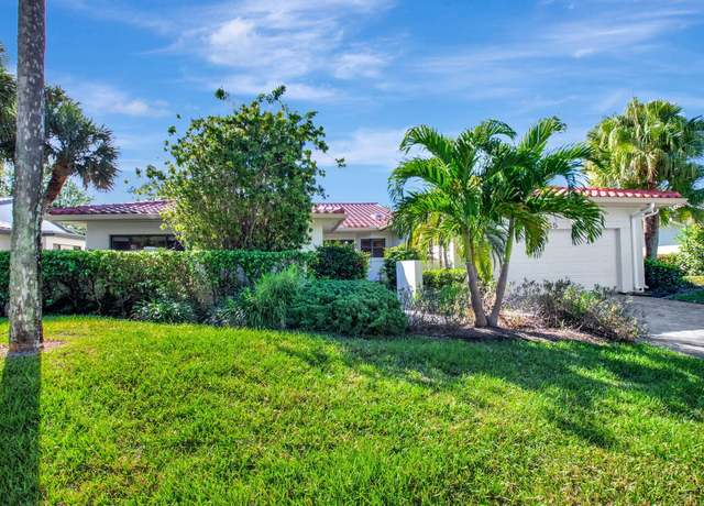 Property at 65 Bristol Dr, Boynton Beach, FL 33436, 3 beds, 3 baths
