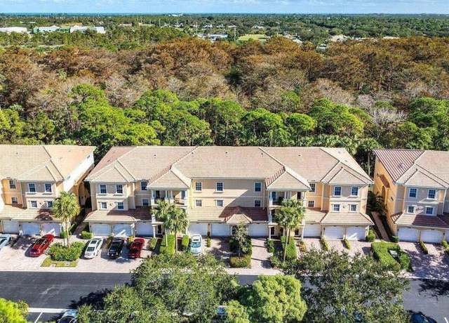 Property at 12671 SE Old Cypress Dr, Hobe Sound, FL 33455, 3 beds, 3 baths