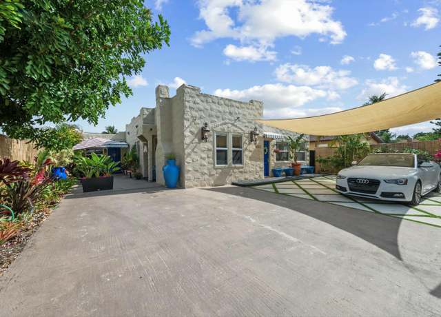 Property at 951 Selkirk St, West Palm Beach, FL 33405, 3 beds, 2 baths