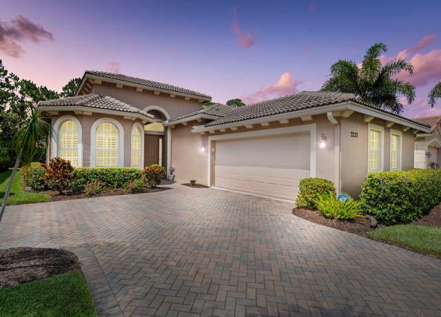 Property at 7233 Maidstone Dr, Port Saint Lucie, FL 34986, 3 beds, 2 baths